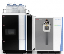 Espectrómetro de Masas Orbitrap Exploris™ 240
